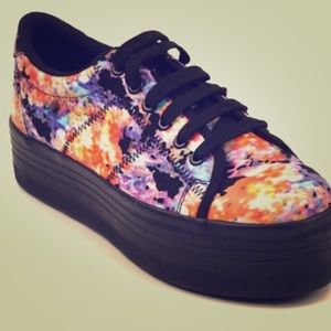 JC PLAY floral creeper 🌸